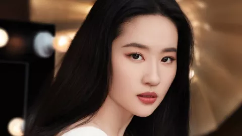 阿勒泰自驾大雪被困事件